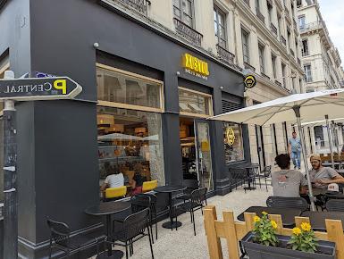Avis sur Café Joyeux Lyon, 13 Rue Ferrandière